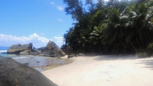 Anse Patates - Silhouette, Other Islands